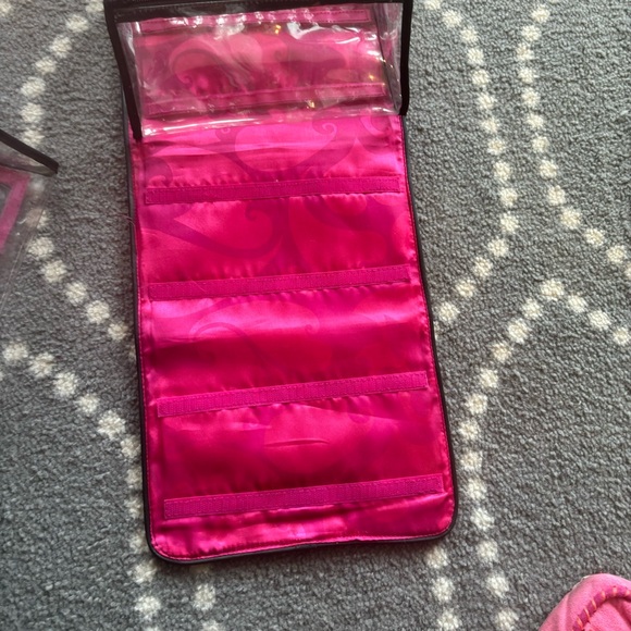 Mary Kay - Travel Roll-Up Cosmetic Bag - Picture 5 of 10